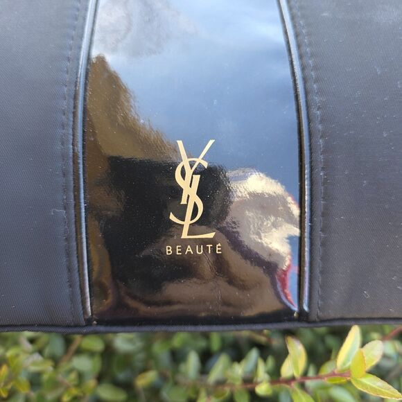 YSL BEAUTE BLACK POUCH WITH GOLD WRIST CHAIN & Zip Top Pouch - Picture 4 of 4